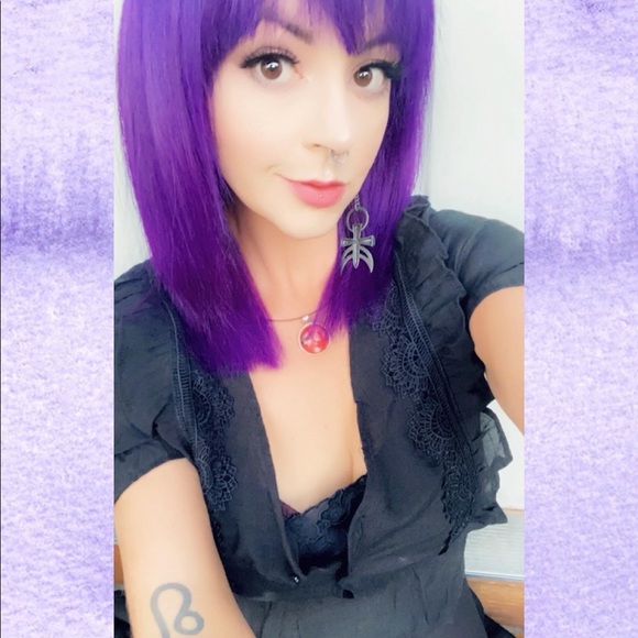 Meet your Posher, Lori - Picture 4 of 4